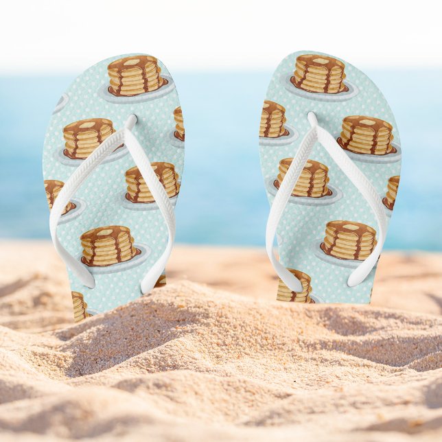 Pfannkuchen mit Ahornsirup und Punkt-Muster Flip Flops (Von Creator hochgeladen)