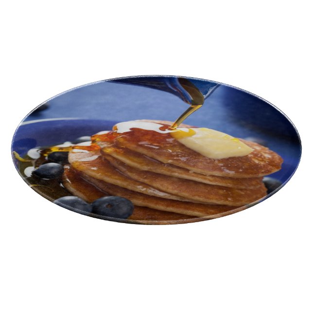Pfannkuchen mit Sirup und Blaubeere Schneidebrett (Ecke)