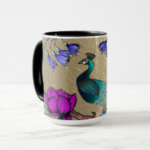 Pfau in Gold