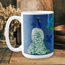 Pfau und blaue Blumen mit inspirierendem Gedicht