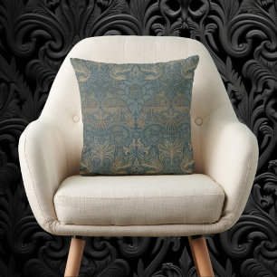Pfau und Drache von William Morris Kissen