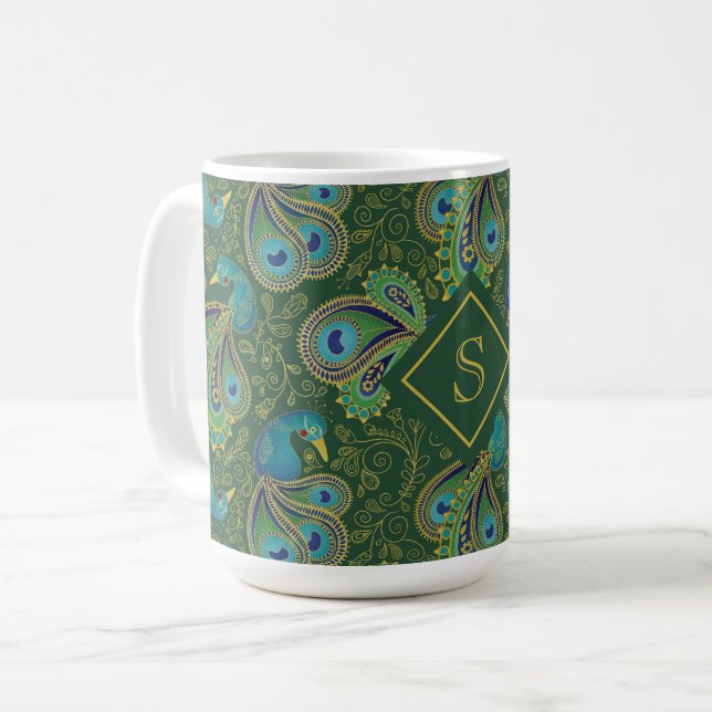 Pfauen-Paisley-Royalgrün-Monogramm Kaffeetasse (Vorderseite Links)