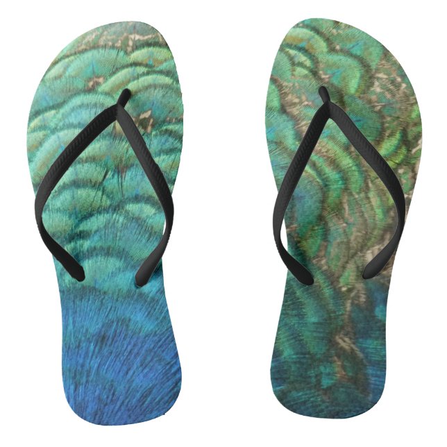 PfauenFedern in farbenprächtiger Abstrakter Natur Flip Flops (Fußbett)