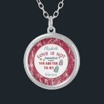 PfeffersalzLiebe nicht storniert Personalisieren Versilberte Kette<br><div class="desc">Mein Pepper To Your Salt Liebe Necklace ist interessant für Valentinstag oder nur,  wenn Sie gewollt,  etwas Spaß und Besonderes zu geben,  das Sie Liebe. Es heißt,  Liebe wird nicht abgesagt,  weil du der Pfeffer zu meinem Salz bist. Personalisieren Sie es mit Ihren Namen.</div>