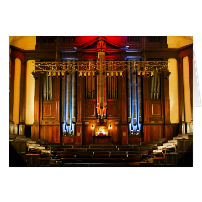 Pfeifenorgan und Organist (Vorderseite (Horizontal))