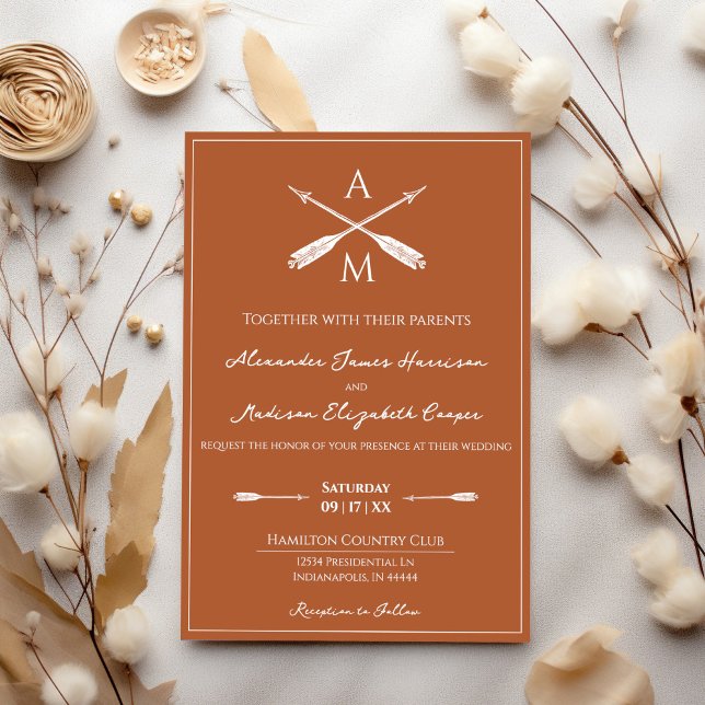 Pfeile und Monogramme Hochzeiten | Burnt Orange Einladung (Burnt Orange Arrows and Monograms Wedding Invitation)