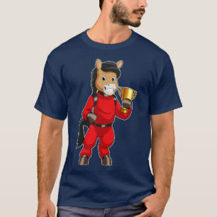 Pferd als Champion mit Trophäe T-Shirt