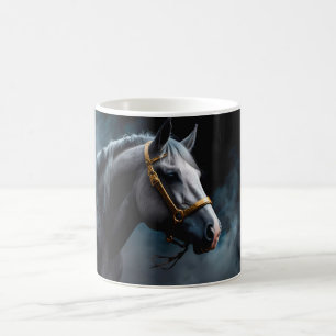 Pferd auf schwarzem Untergrund mit blauen Farbtöne Kaffeetasse