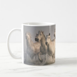 Pferd Galopp im Mittelmeer Kaffeetasse