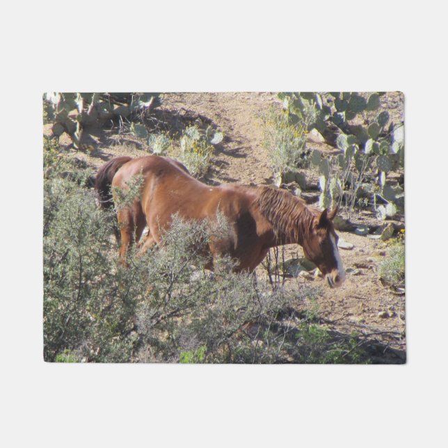 Pferd in der Wüste Fußmatte (Vorderseite)