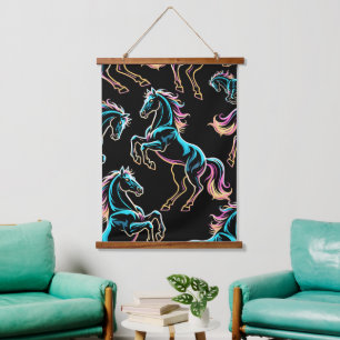 Pferd Neonlicht Glitch Retro-Stil Wandteppich Mit Holzrahmen
