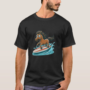 Pferd surft auf einem Surfbrett T-Shirt