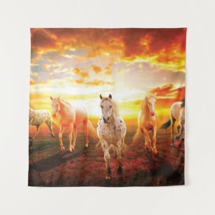 Pferde bei Sonnenuntergang Kissen Wandteppich