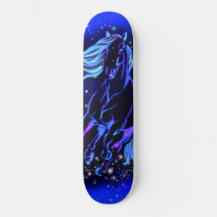 Pferde, die im Mondlicht laufen, Starry Night Skat Skateboard