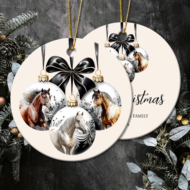 Pferde schwarz und Gold Weihnachten Keramik Ornament (Horses black and gold Christmas Ceramic Ornament)