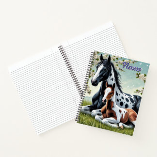 Pferde und Fohlen ruhen Amid blühende Bäume Notizbuch