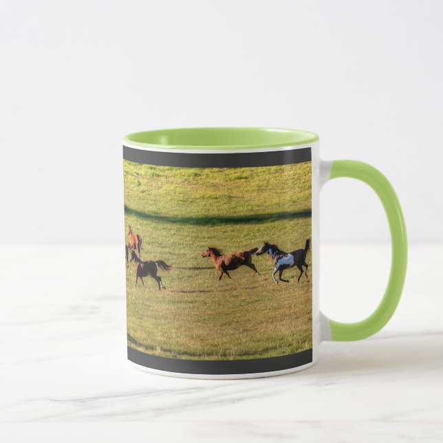 Pferdeherde auf einem Reittier-Foto Tasse (Rechts)