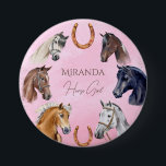 Pferderennfahrer elegante Geburtstagsparty bevorzu Button<br><div class="desc">Pferdegeschenke Geburtstagsfeier bevorzugt Pferde Reitpferde,  elegante Geburtstagsgeschenke - personalisierter Knopf,  schöne handgemalte Aquarellpferde-Portraits für Pferde rund um das Thema Party,  Sie können für jedes Kind ein besonderes Geburtstagsgeschenk machen.</div>