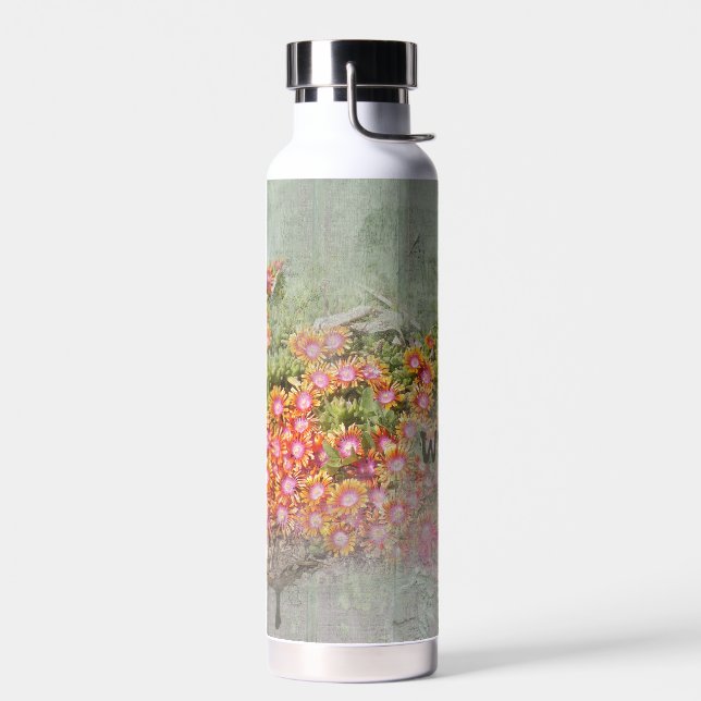 Pflanze der Feuerlöschleitung Trinkflasche (Links)