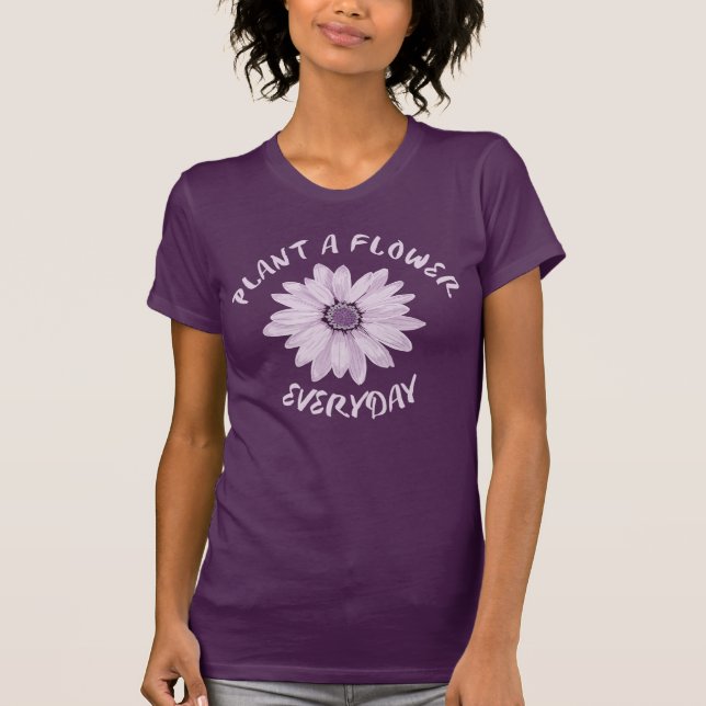 Pflanze Eine Blume Alltag T-Shirt (Vorderseite)