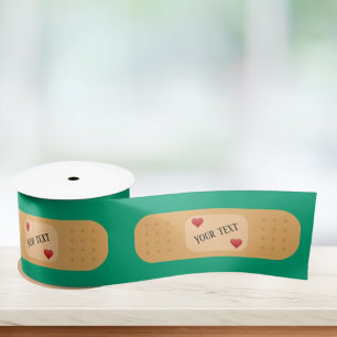 Pflaster mit personalisiertem Text Satinband