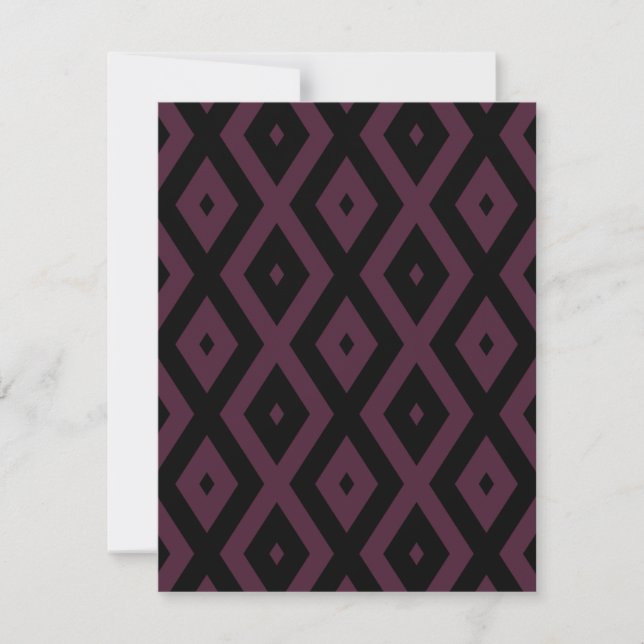 Pflaume und schwarze Diamantmuster RSVP Karte (Vorderseite)