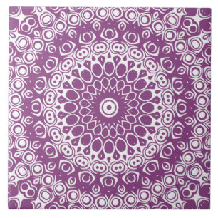 Pflaumenblüten-Mandala-Symphonie Fliese