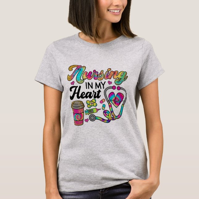 Pflege in meinem Herzen T-Shirt (Vorderseite)