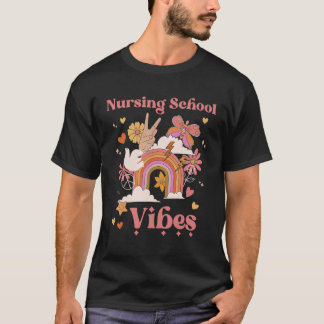 Pflegeschule Vibes Retro Pflege Absolvent Medizin T-Shirt
