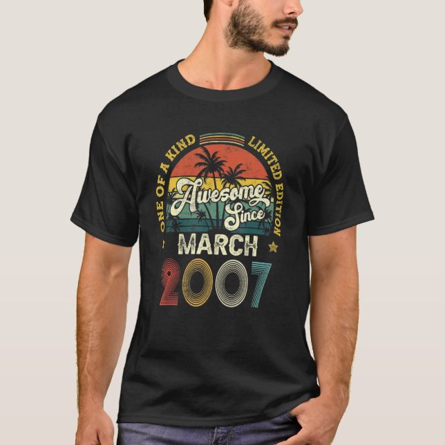 Phantastisch seit März 2007 Vintag 15. T-Shirt (Vorderseite)