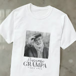 Phantastische Grampa Seit 20XX Einfaches elegantes T-Shirt<br><div class="desc">Dieses einfache und moderne Design besteht aus Serifen und kursiver Typografie und fügt ein individuelles Foto hinzu</div>