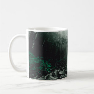 Phantastische Sicht auf den Wasserfall von Svartif Kaffeetasse