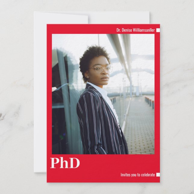 PhD-Abschluss für Minimalistisches rotes Foto Einladung (Vorderseite)