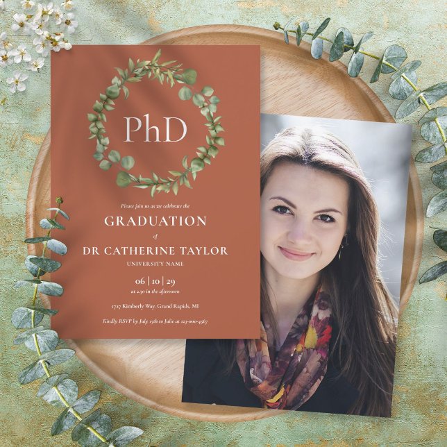 PhD Grad Terracotta Garland Foto Abschluss Einladung (Von Creator hochgeladen)