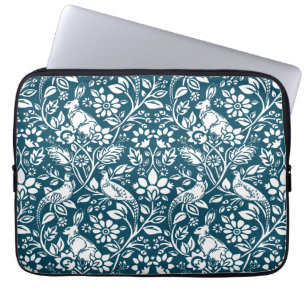Pheasant und Hare Pattern, Indigo Blau und Weiß Laptopschutzhülle