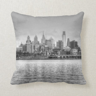Philadelphia-Skyline in Schwarzweiss Kissen