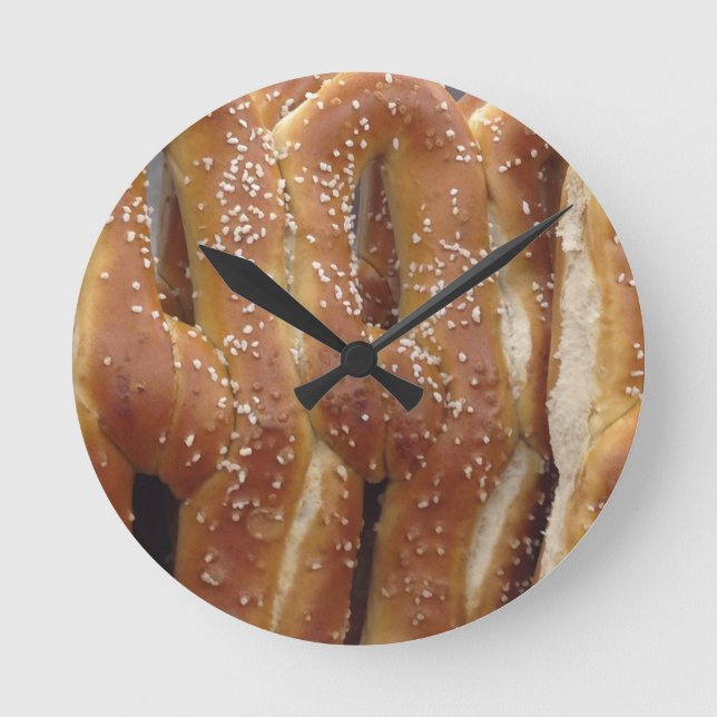 Philadelphia Soft Pretzels Runde Wanduhr (Vorderseite)