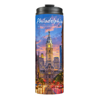 Philadelphia, USA - Rathaus Twilight Skyline Thermosbecher