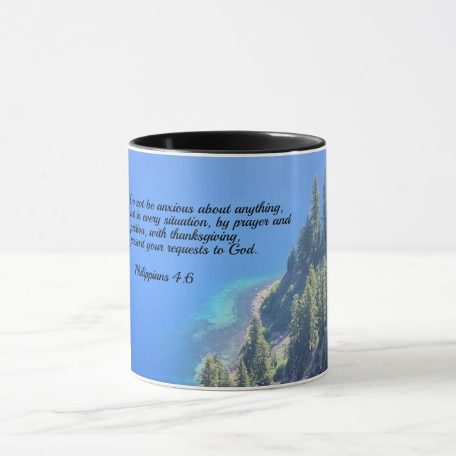 Philippiner 4:6 Sei um nichts besorgt Tasse (Zentrum)
