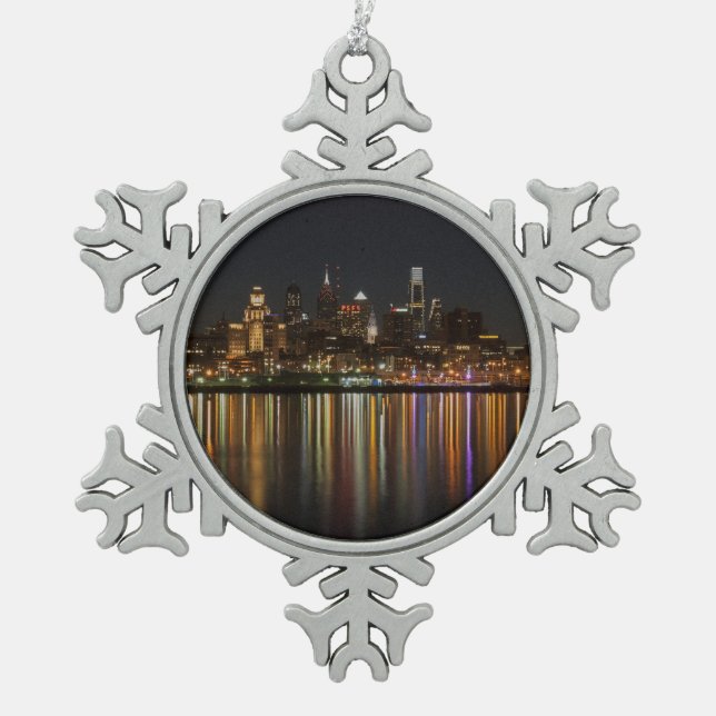 Philly night schneeflocken Zinn-Ornament (Vorderseite)