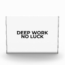 Photo Bloc de bureau en acrylique minimaliste Deep Work 