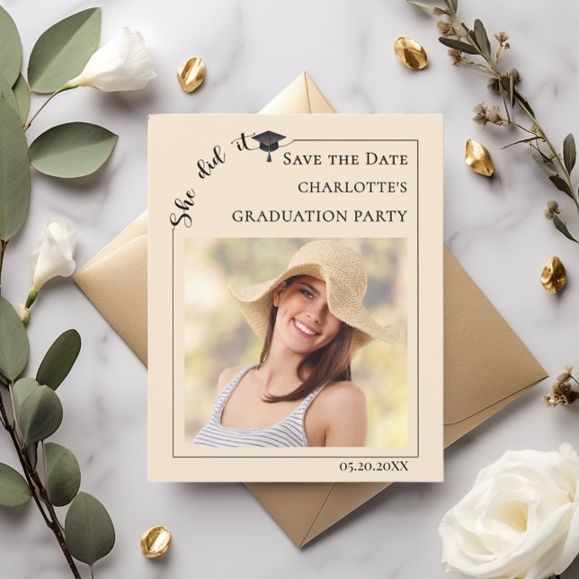 Photo Champagne Graduation Save the Date card (Von Creator hochgeladen)