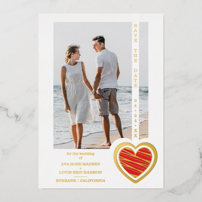 Photo Chic Elegant Red & Golden Heart Couple Folieneinladung (Vorderseite)