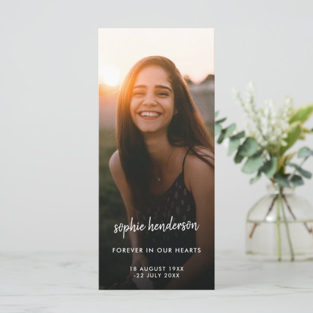 Photo commémorative moderne | Carte de prière funé (Debout devant)