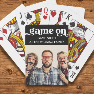 Photo De Famille Jouer Aux Cartes Jeu Sur