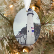 Photo du phare de la Pointe Aux Barques sur une ph