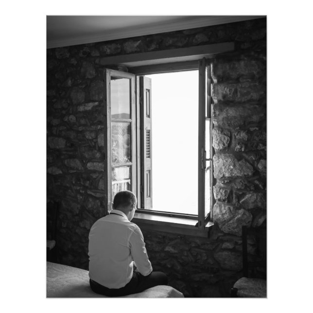 Photo en noir et blanc de l'homme (Devant)