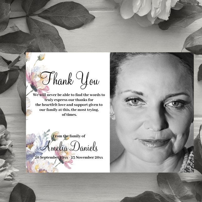 Photo Florale D'Été En Mémoire Carte de remercieme (Créateur téléchargé)