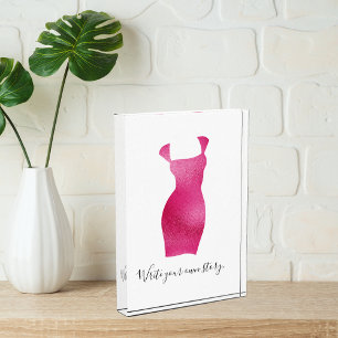 Photo Glam Silhouette féminine Inspirant bloc acrylique