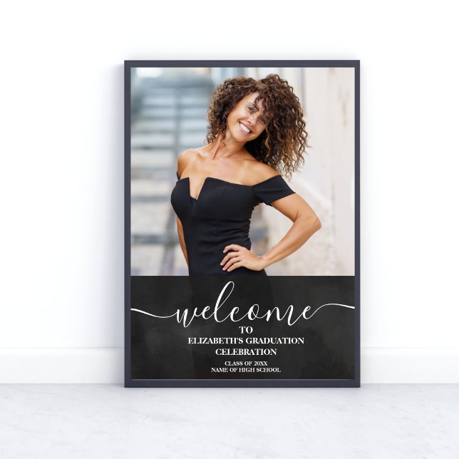 Photo Modern and Minimalist Graduation Poster (Von Creator hochgeladen)